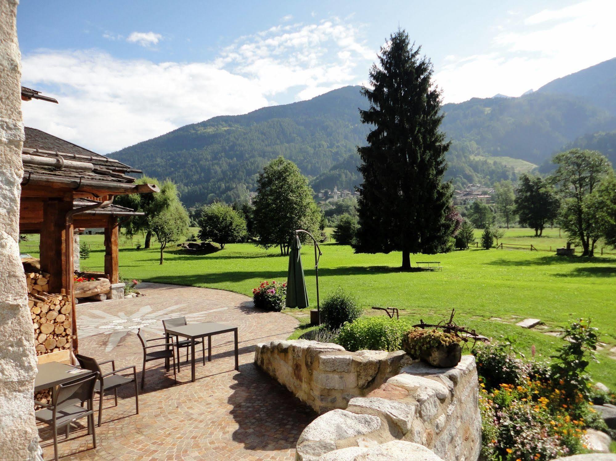 Hotel Maso Del Brenta Caderzone Ngoại thất bức ảnh