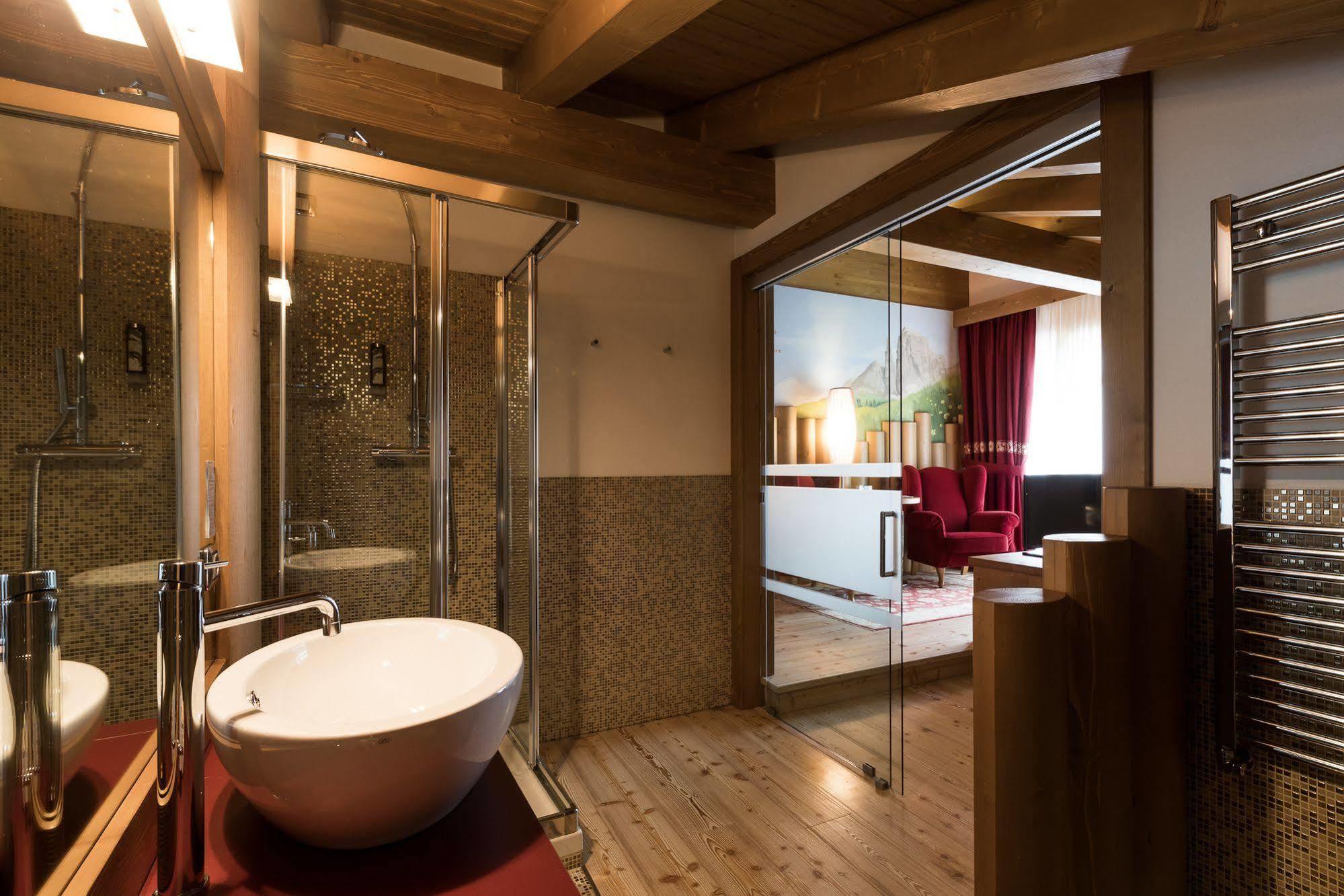 Hotel Maso Del Brenta Caderzone Ngoại thất bức ảnh